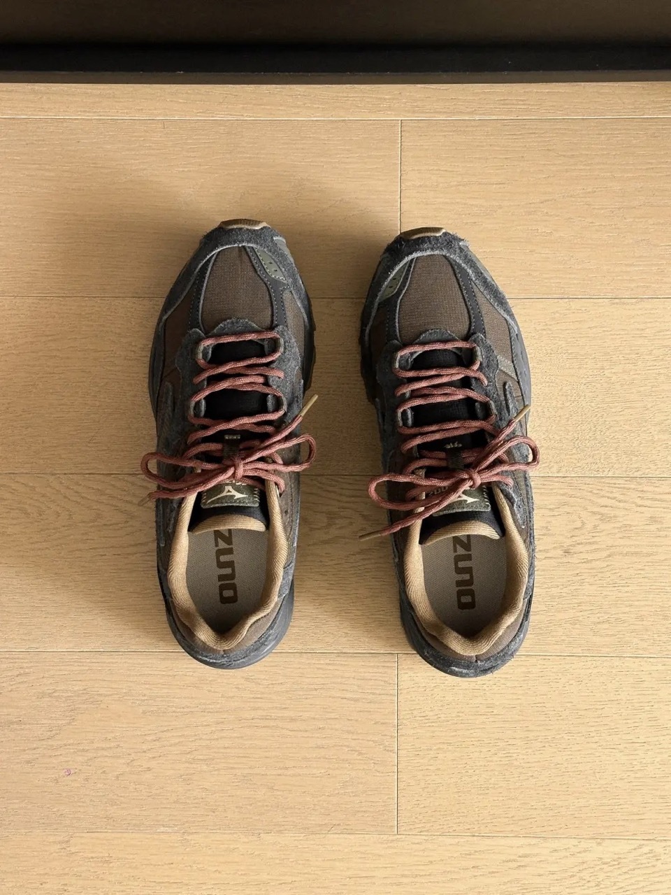 MIZUNO RACER ADV 山林棕綠 磚紅 卡其 灰綠 咖啡色 大地色系 防滑 耐磨 緩震 男女鞋 D1GH241212 / 預購