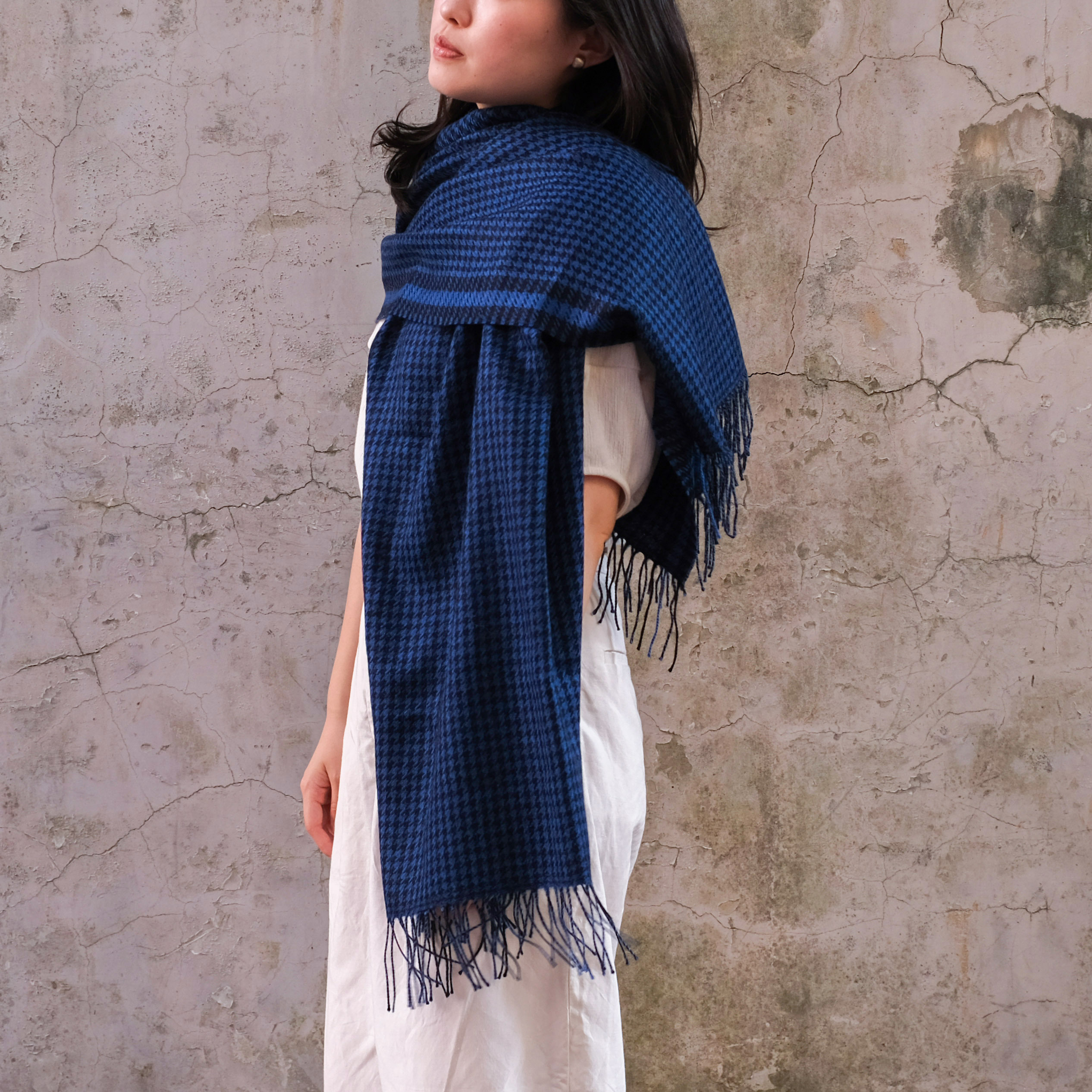 安地斯羊駝披肩｜藍與黑｜秘魯