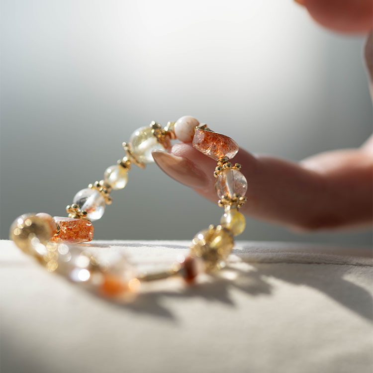 找到動力：金太陽｜金髮晶｜黃托帕｜雪花幽靈｜錦鯉膠花