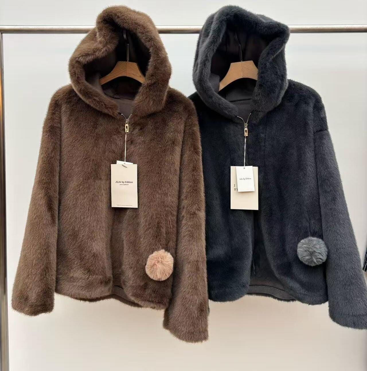 JU5108 毛毛單毛球拉錬外套