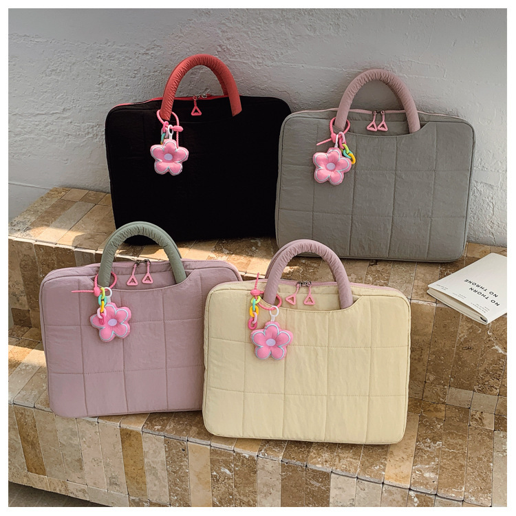《10182》帶花花吊飾手提電腦包