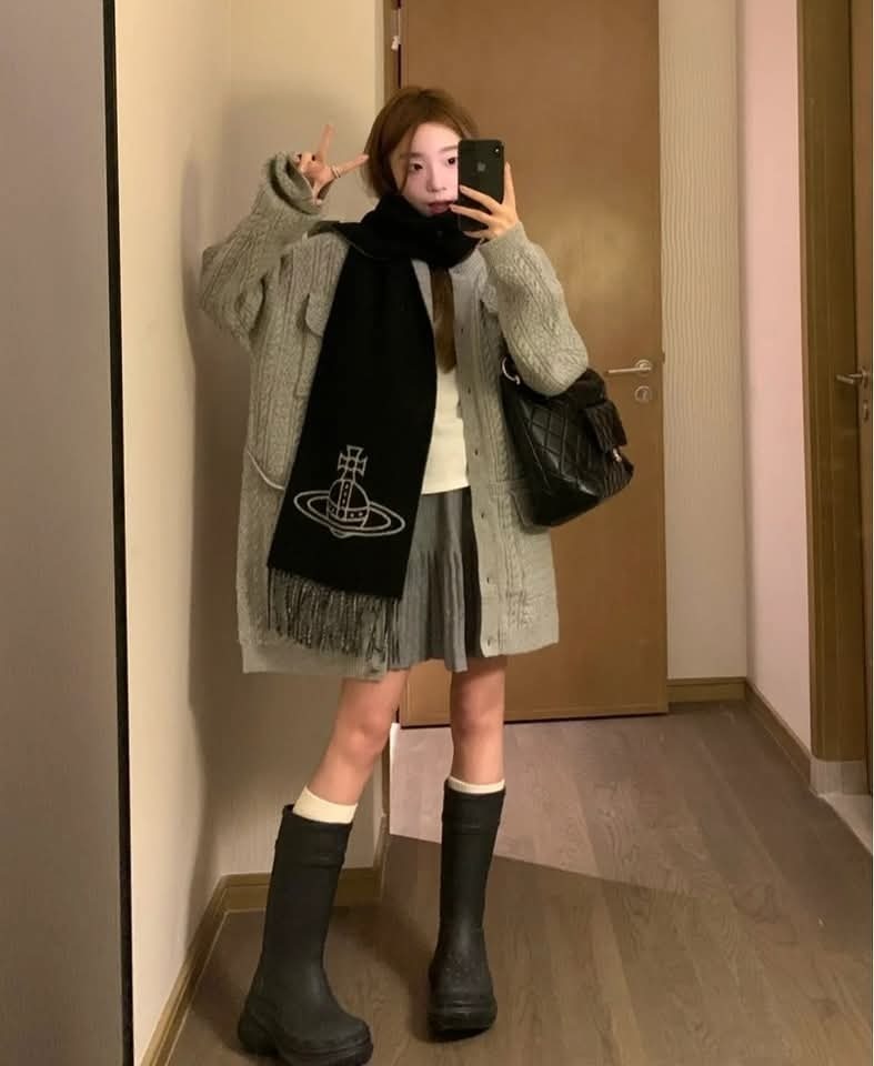 Vivienne Westwood 大土星 雙面 圍巾