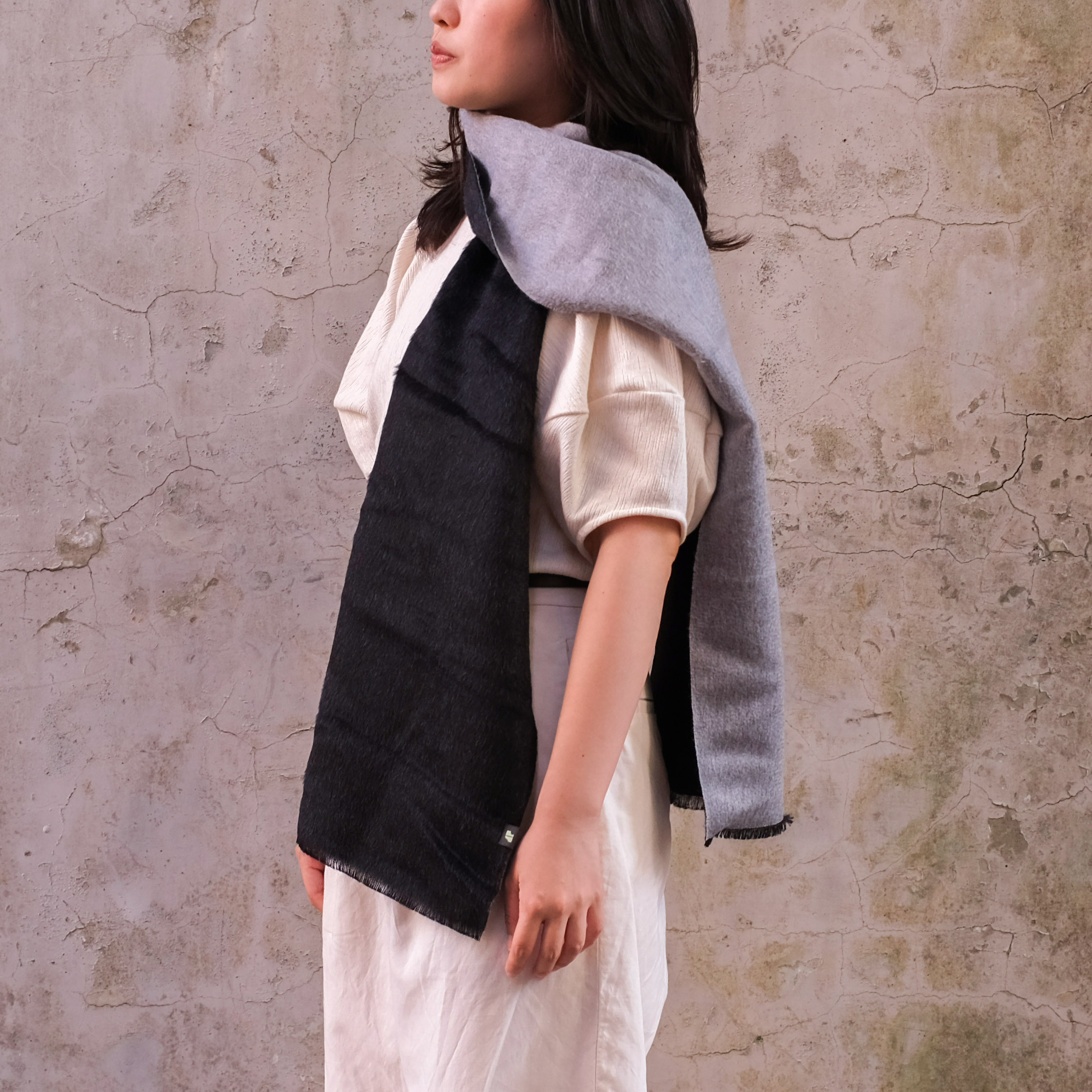 安地斯羊駝圍巾｜雙面suri款 - 灰黑｜秘魯