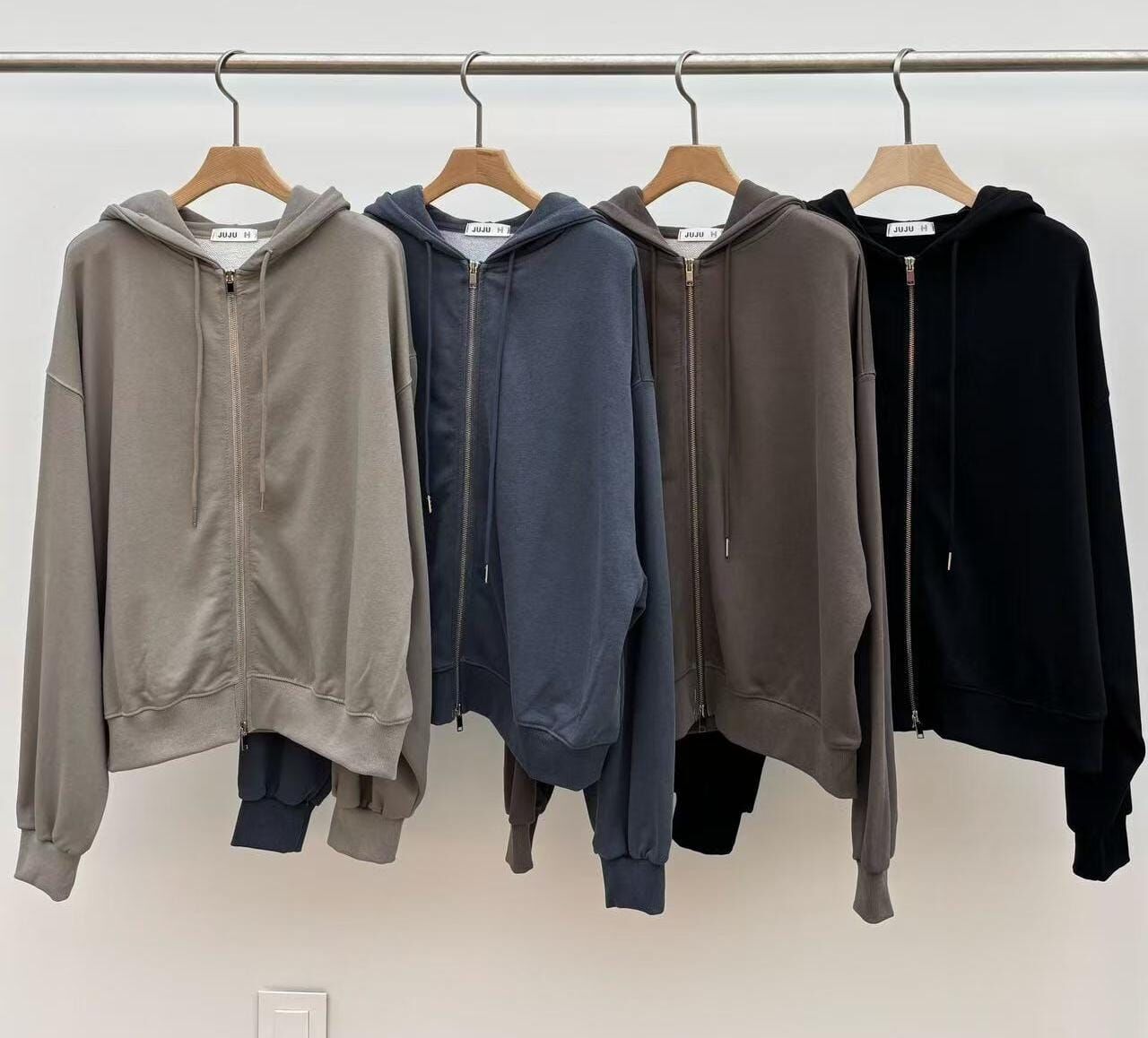 JU5115 隨性簡約連帽外套