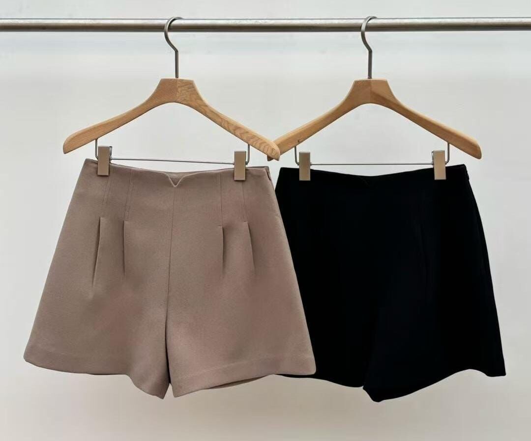JU5119 高腰顯瘦壓摺闊腿短褲 (S/M)