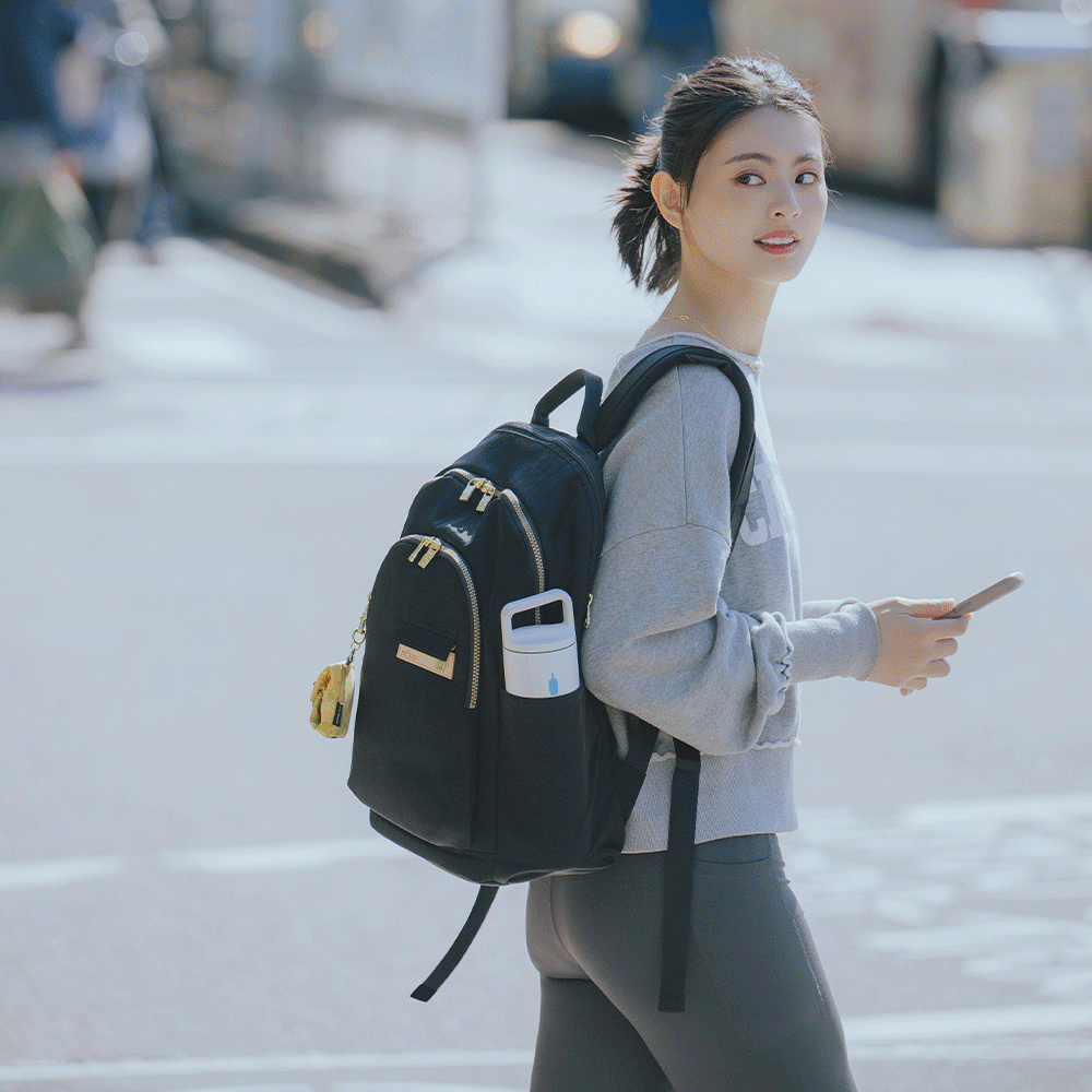 Soldier 輕盈通勤後背包-亮黑色