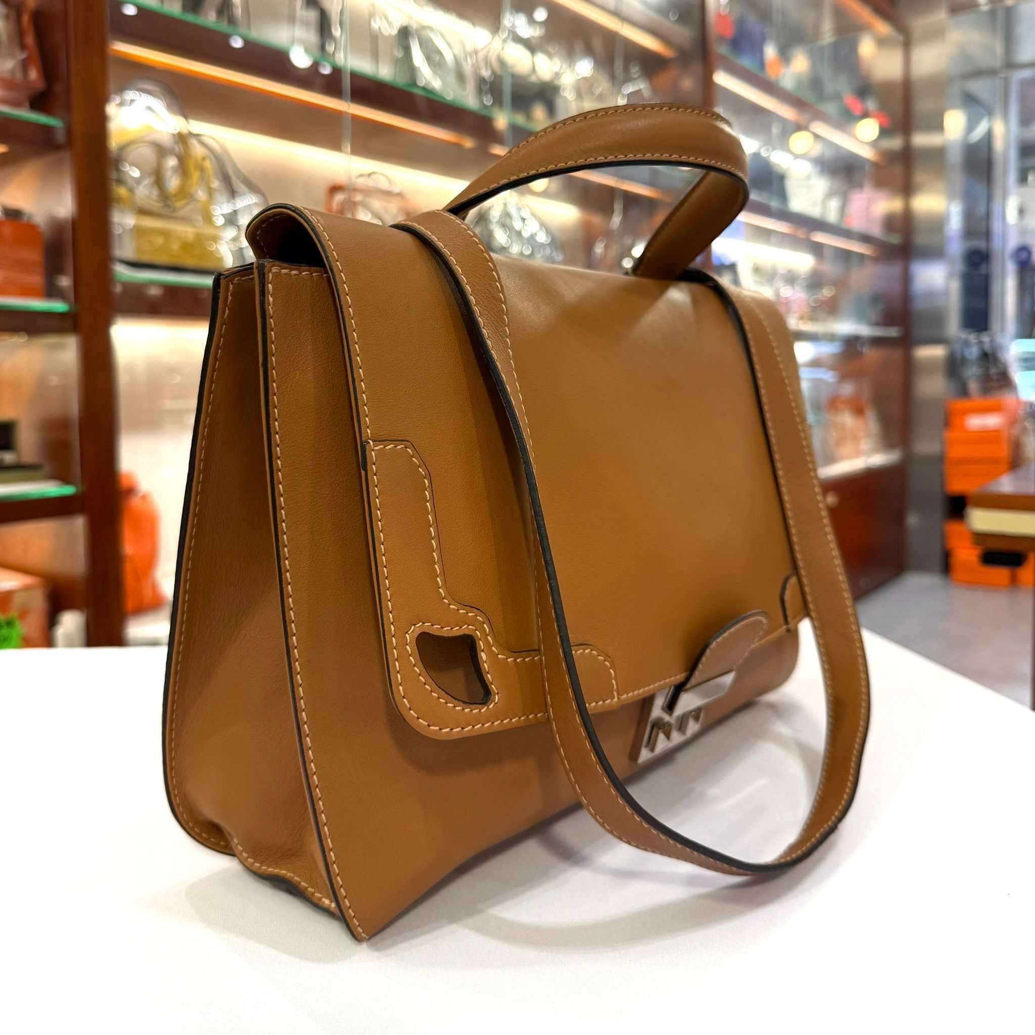 95%NEW二手CARTIER卡地亞單肩手挽袋 金棕色牛皮郵差包/公文包 MARCELLO DE CARTIER L1001529 #男女同款 #兩年免費保養 #香榭站正品