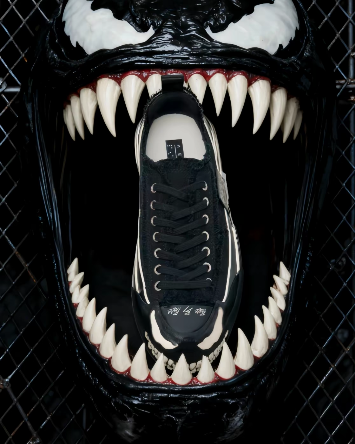 (預訂) MARVEL VENOM x xVESSEL