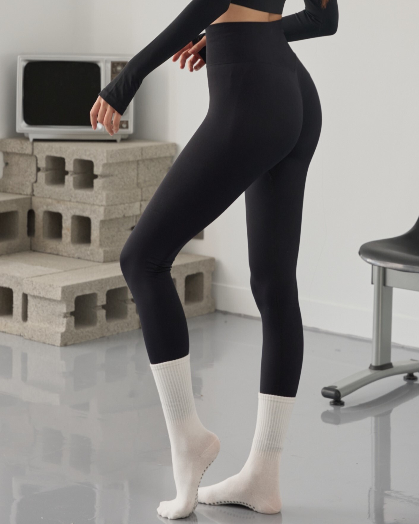 Peachy蜜桃提臀瑜珈褲-黑色