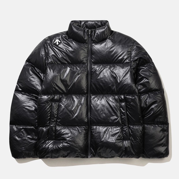 DESCENTE 迪桑特 小LOGO 羽絨外套 亮黑色
