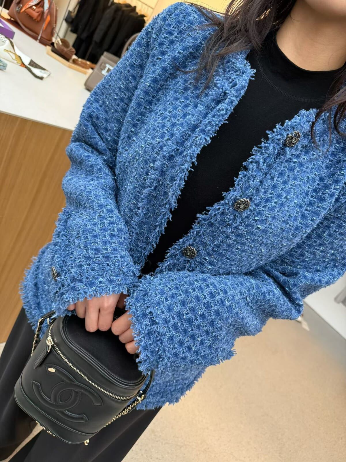 JU5117 秋季圓領小香蘇蘇邊外套