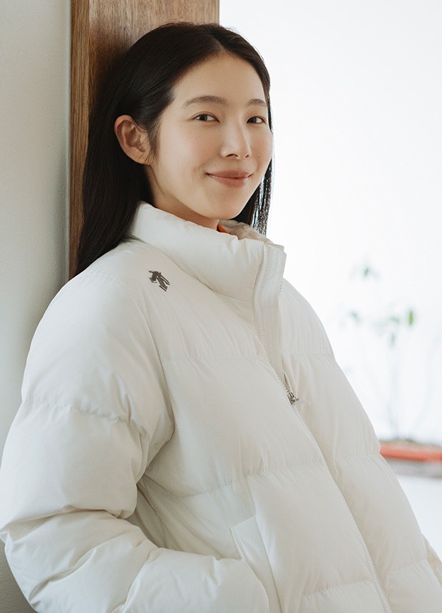 DESCENTE 迪桑特 小LOGO 羽絨外套 白色