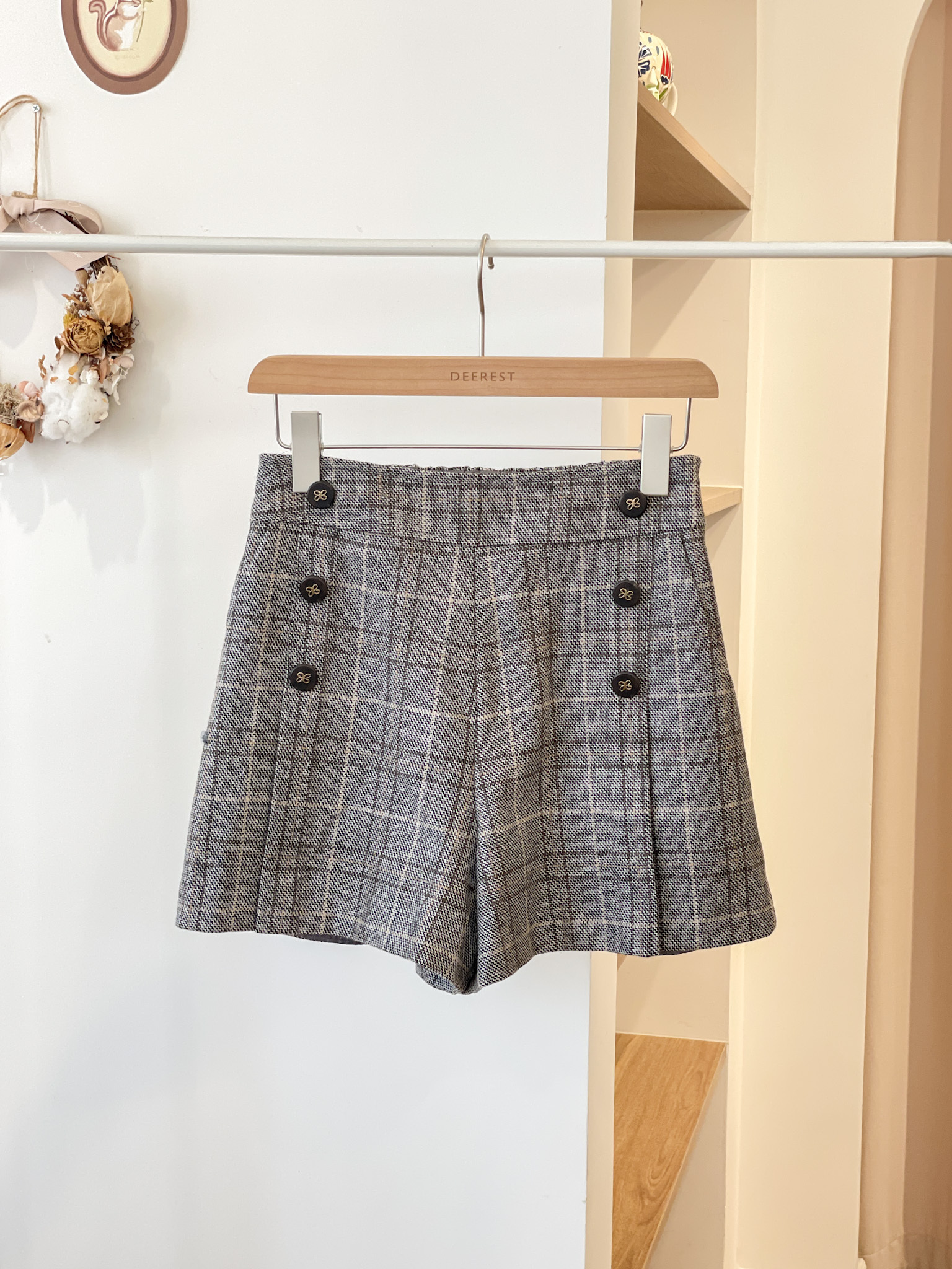 JEAN187 Jane Checkered Shorts