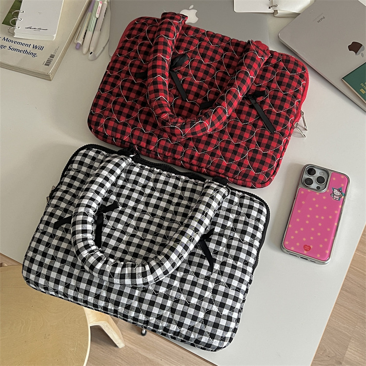 《10183》愛心壓線格子款平板包/電腦包