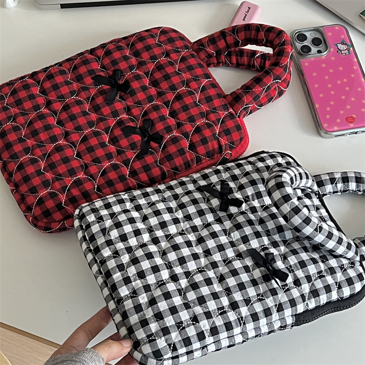 《10183》愛心壓線格子款平板包/電腦包