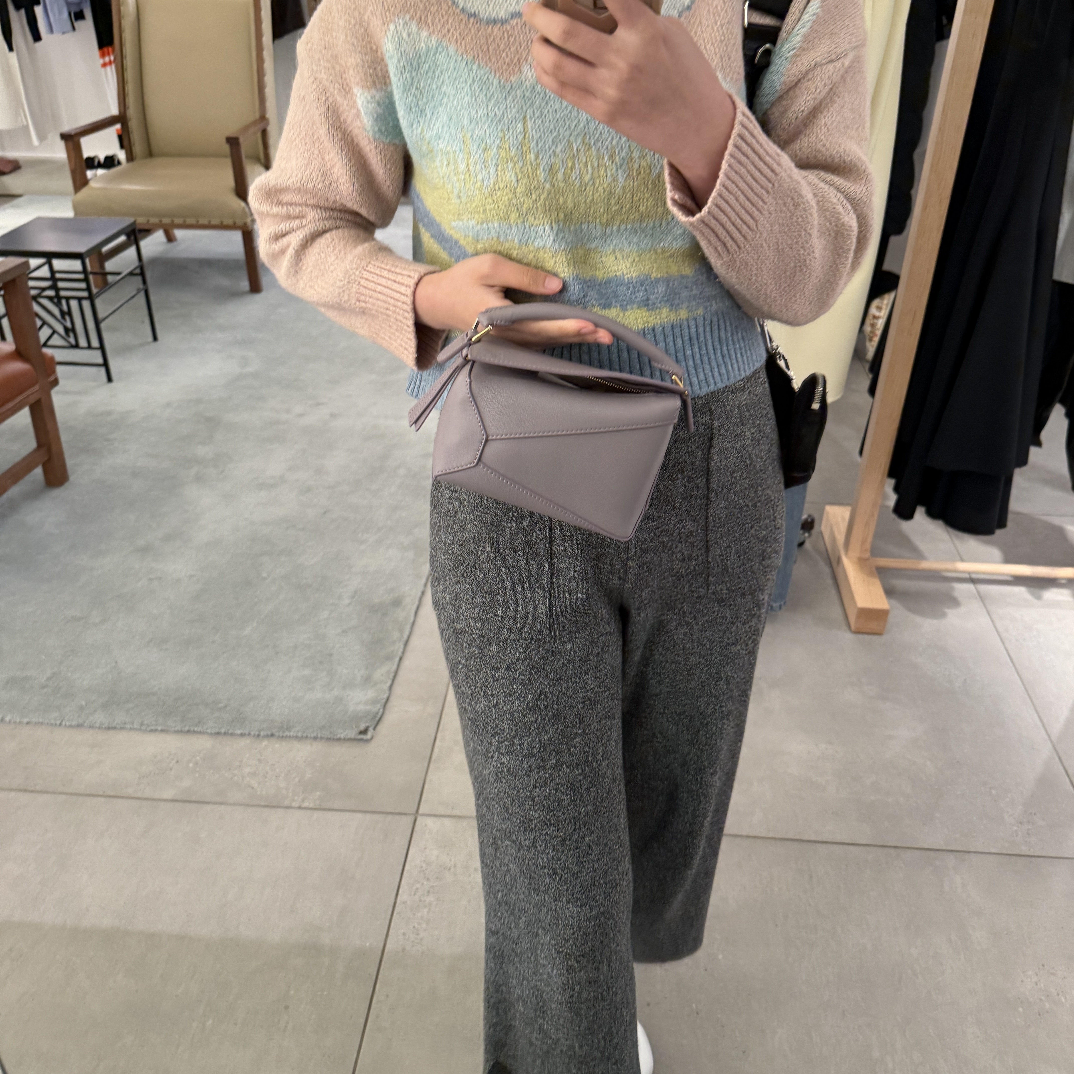 Loewe Puzzel Edge Mini top handle bag Dirty Mauve