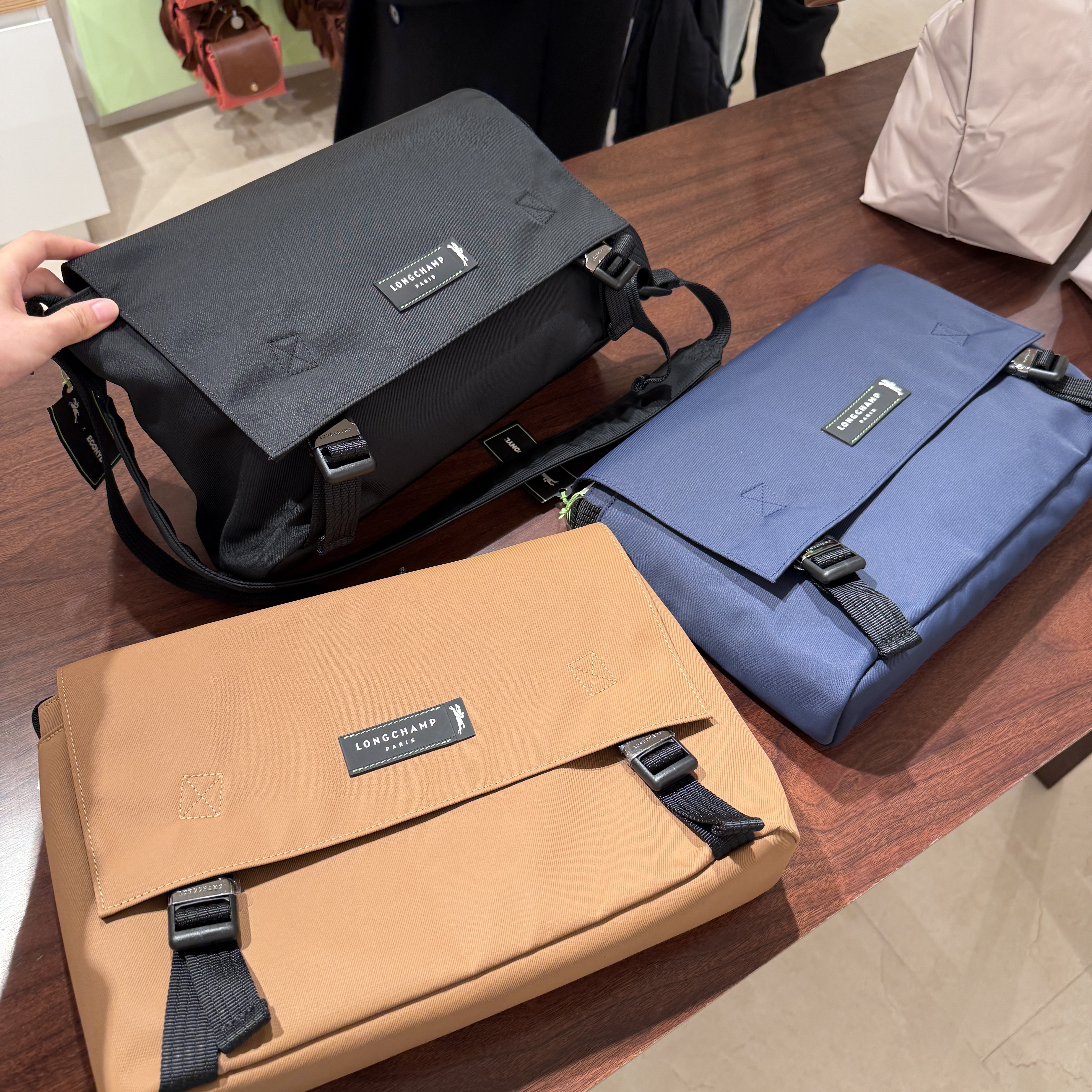 Longchamp Nylon Unisex Messenger Bag 3 colors 20036