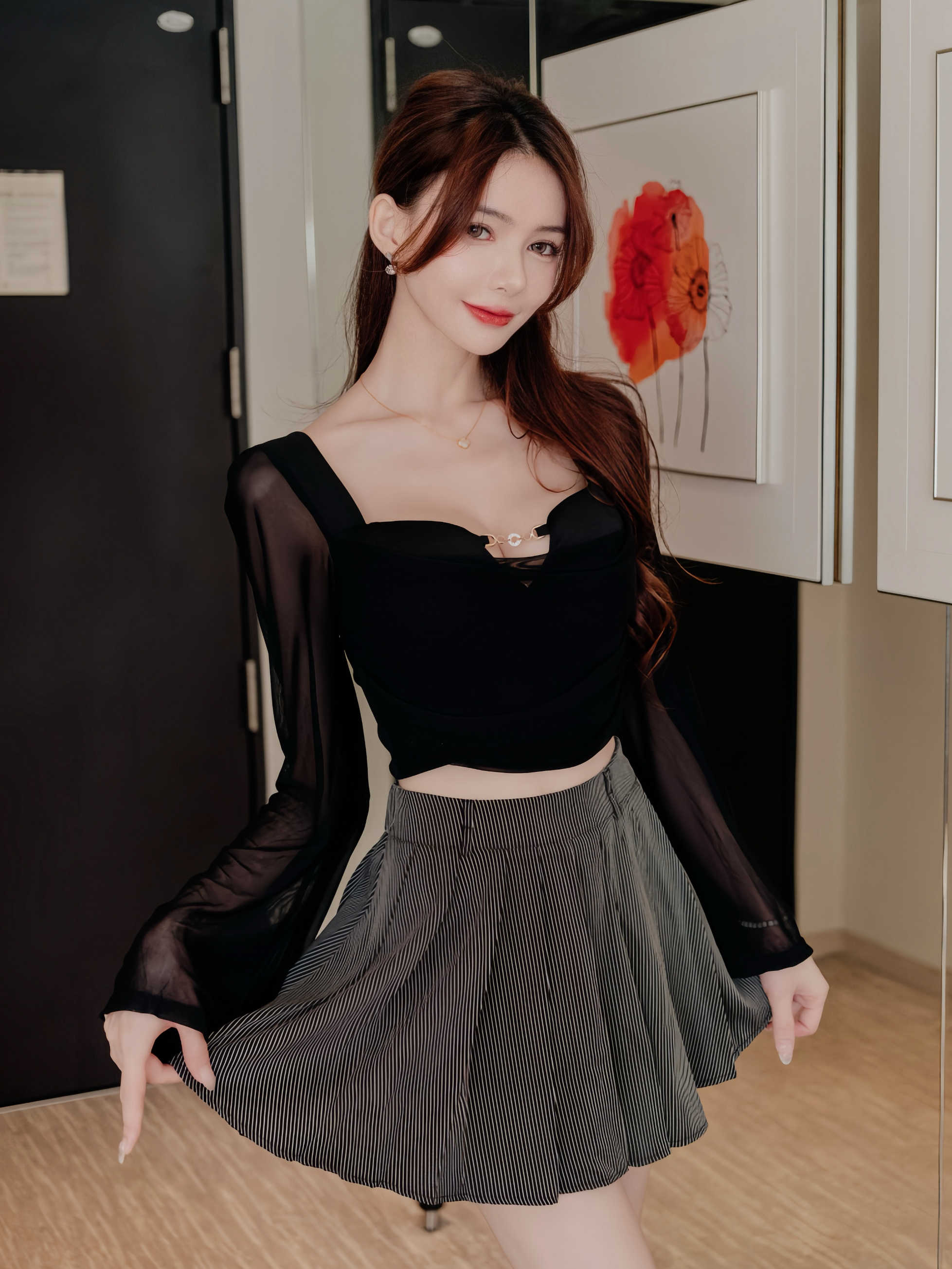 🤍仙氣垂墜網紗喇袖上衣（黑色均碼）有罩杯