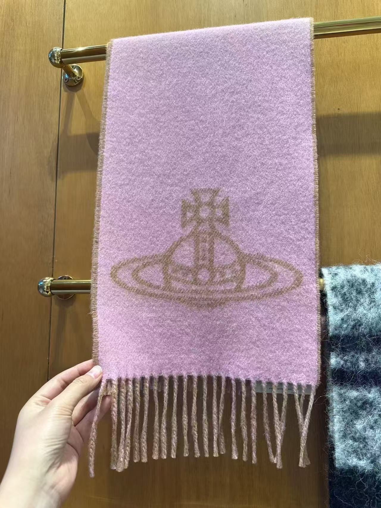 預訂 Vivienne Westwood double Orb logo scarf pink/camel