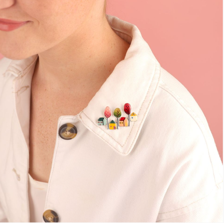 Taratata Mon p'tit village Brooche - H25-03204-10M