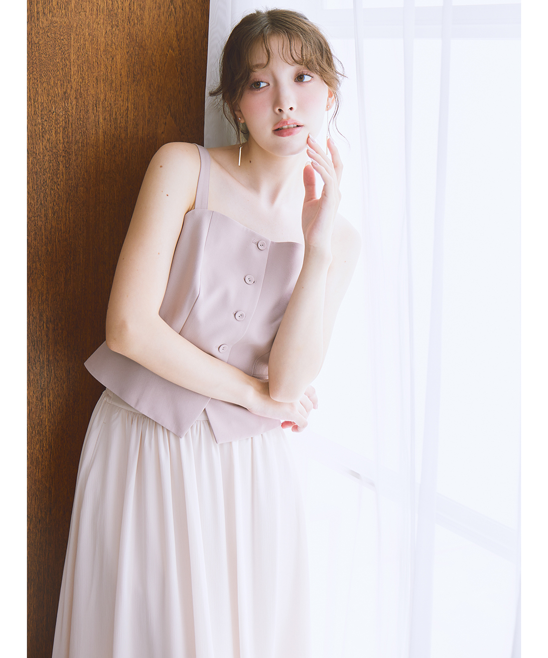 [預購] 折扣 LILLIAN CARAT 背心拼接細肩帶上衣＆雪紋層次長裙組合