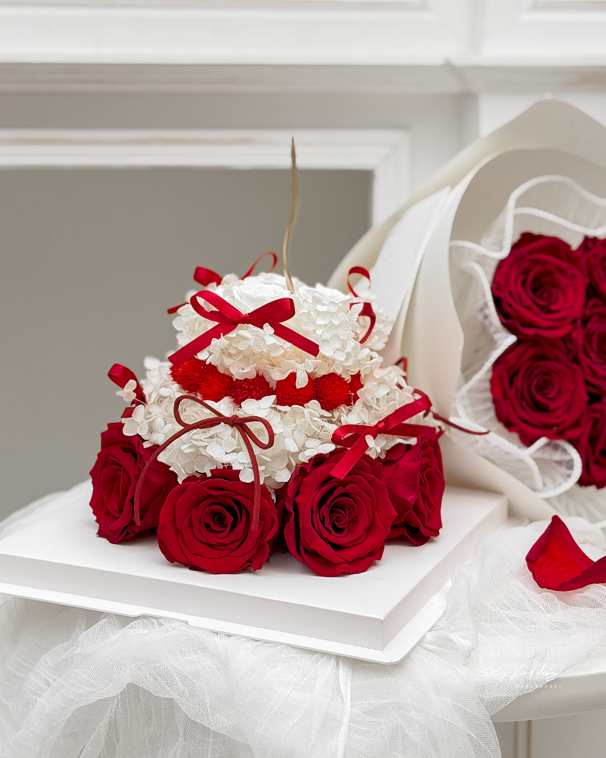 紅絲絨永生花蛋糕