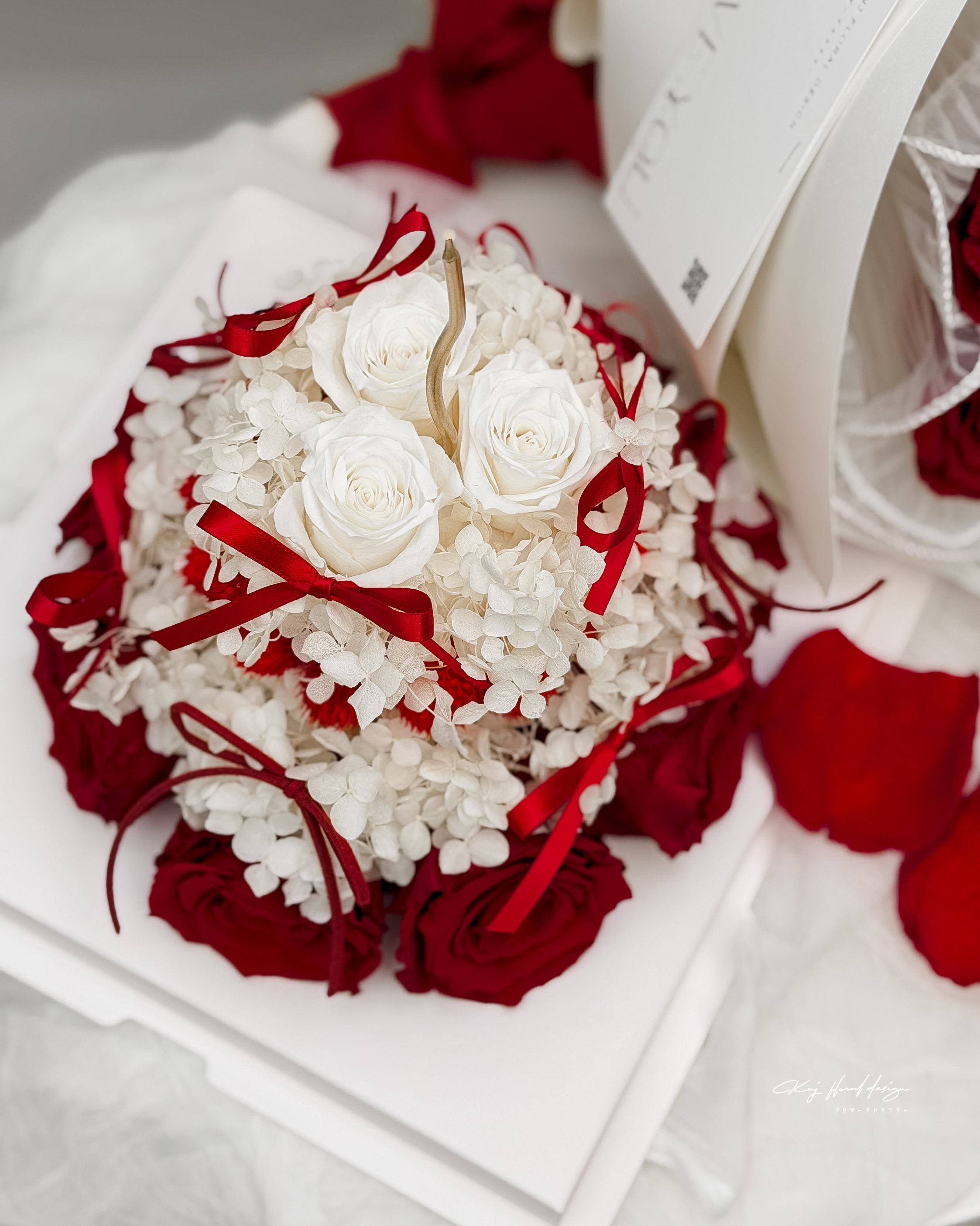 紅絲絨永生花蛋糕