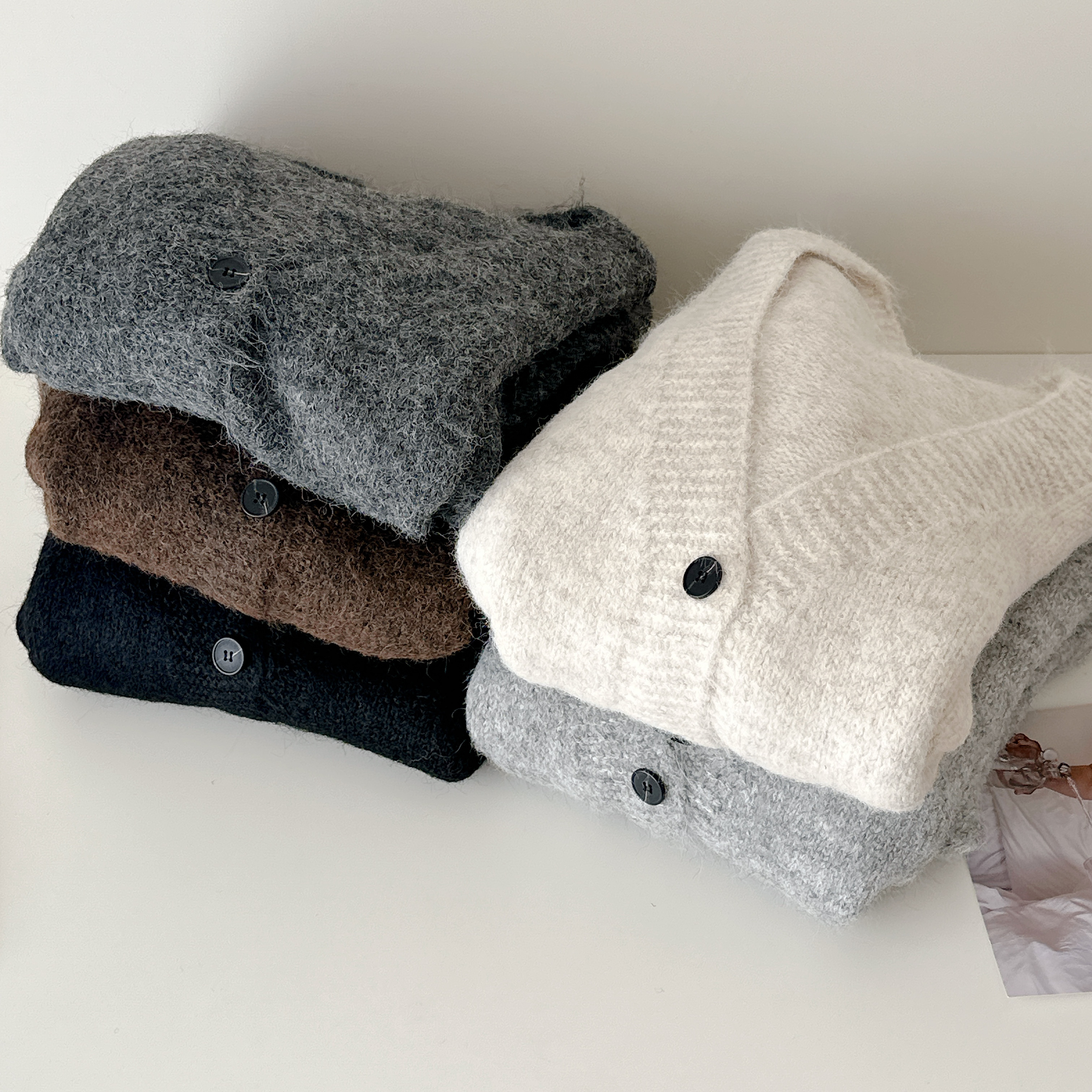 部份現貨🚚小編私推😍糯米糰子厚實軟綿針織外套💕共5色