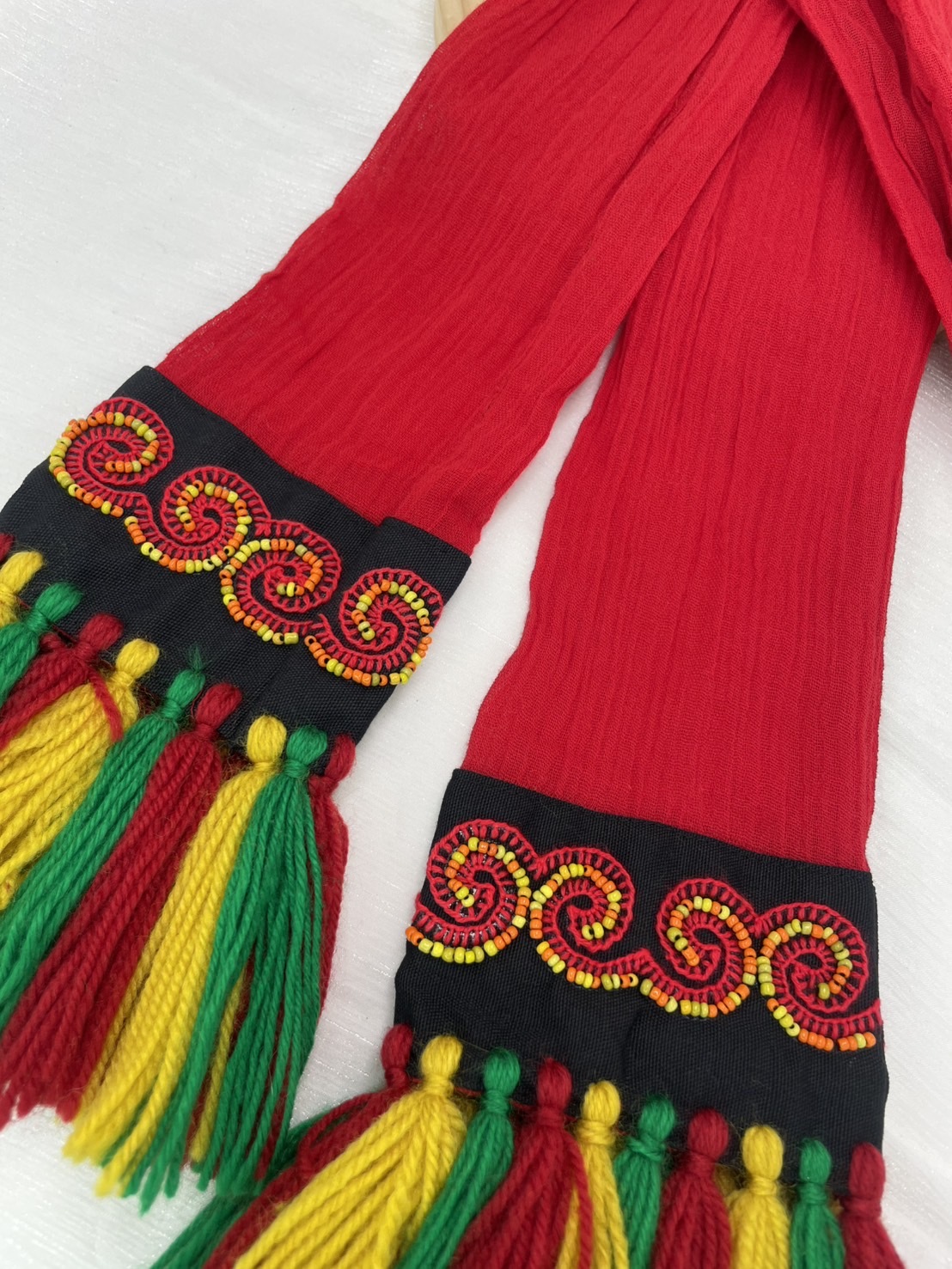 No.30紅棉紗布珠繡頭巾.面寬7全長含流蘇110