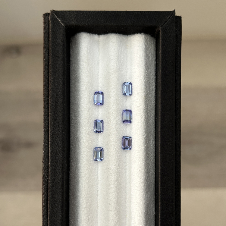 丹泉石 Tanzanite/0.51-0.60克拉