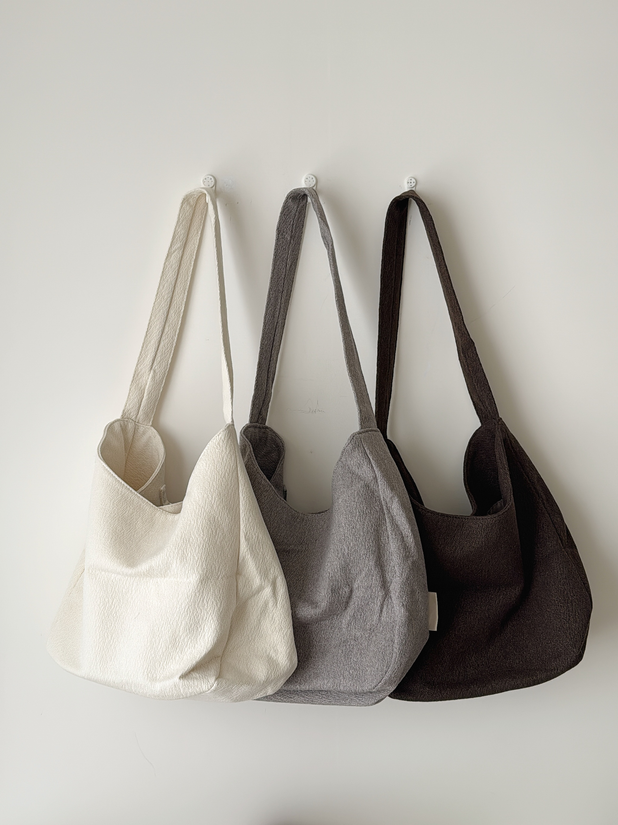 現貨🚚慵懶大容量毛料肩背包☁️💕共3色