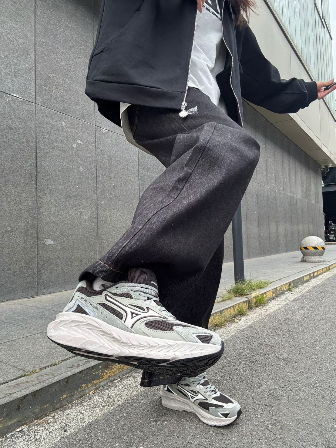 Mizuno ASTRO LS 淺灰白 機能 復古 厚底 男女同款 D1GH252103