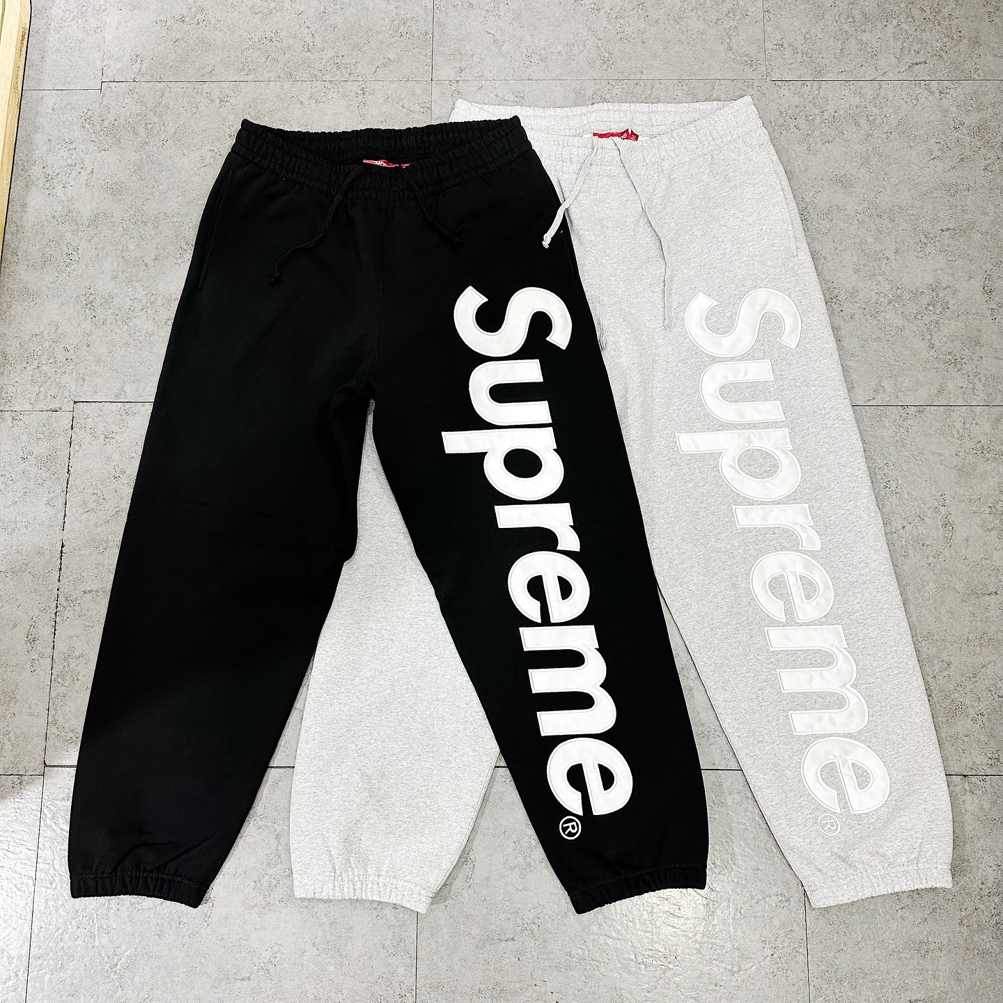 SUPREME SATIN APPLIQUÉ HOODED SWEATPANTS HEATHER GREY 棉褲