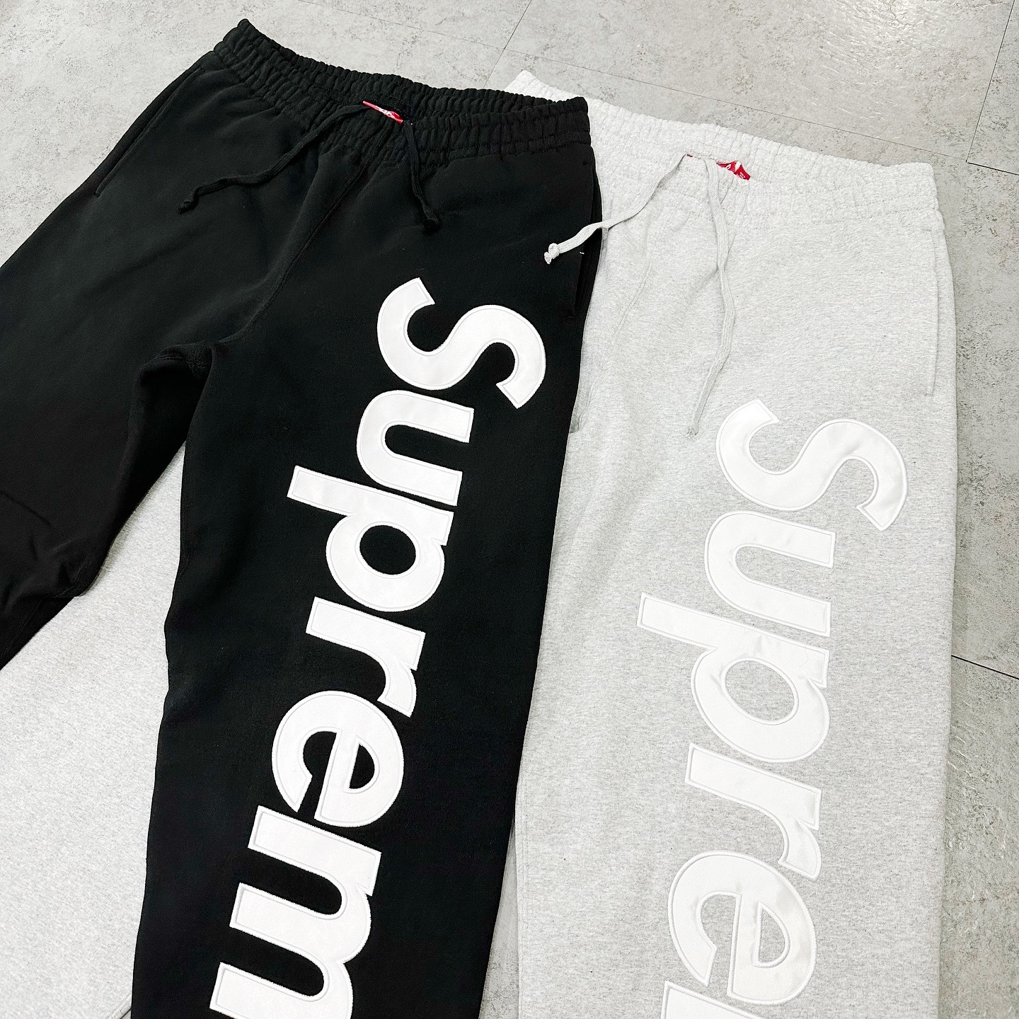 SUPREME SATIN APPLIQUÉ HOODED SWEATPANTS BLACK 棉褲