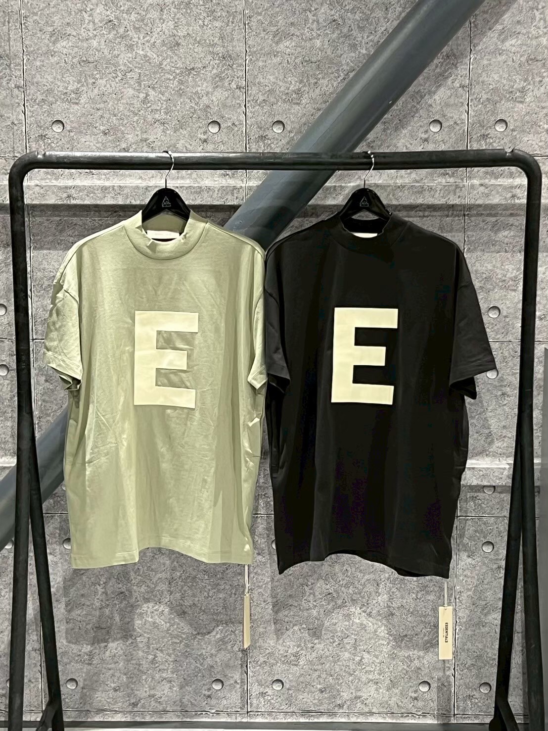 FOG Essentials 童款 大E Logo 側邊隱形口袋 短袖 T