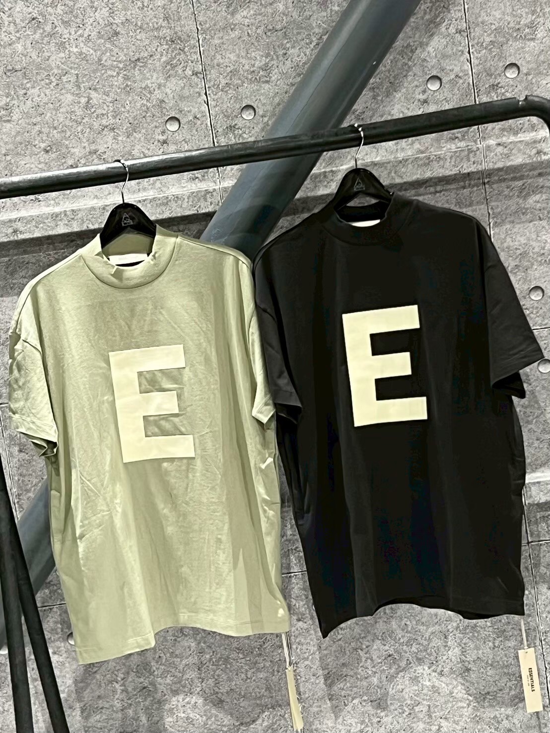 FOG Essentials 童款 大E Logo 側邊隱形口袋 短袖 T