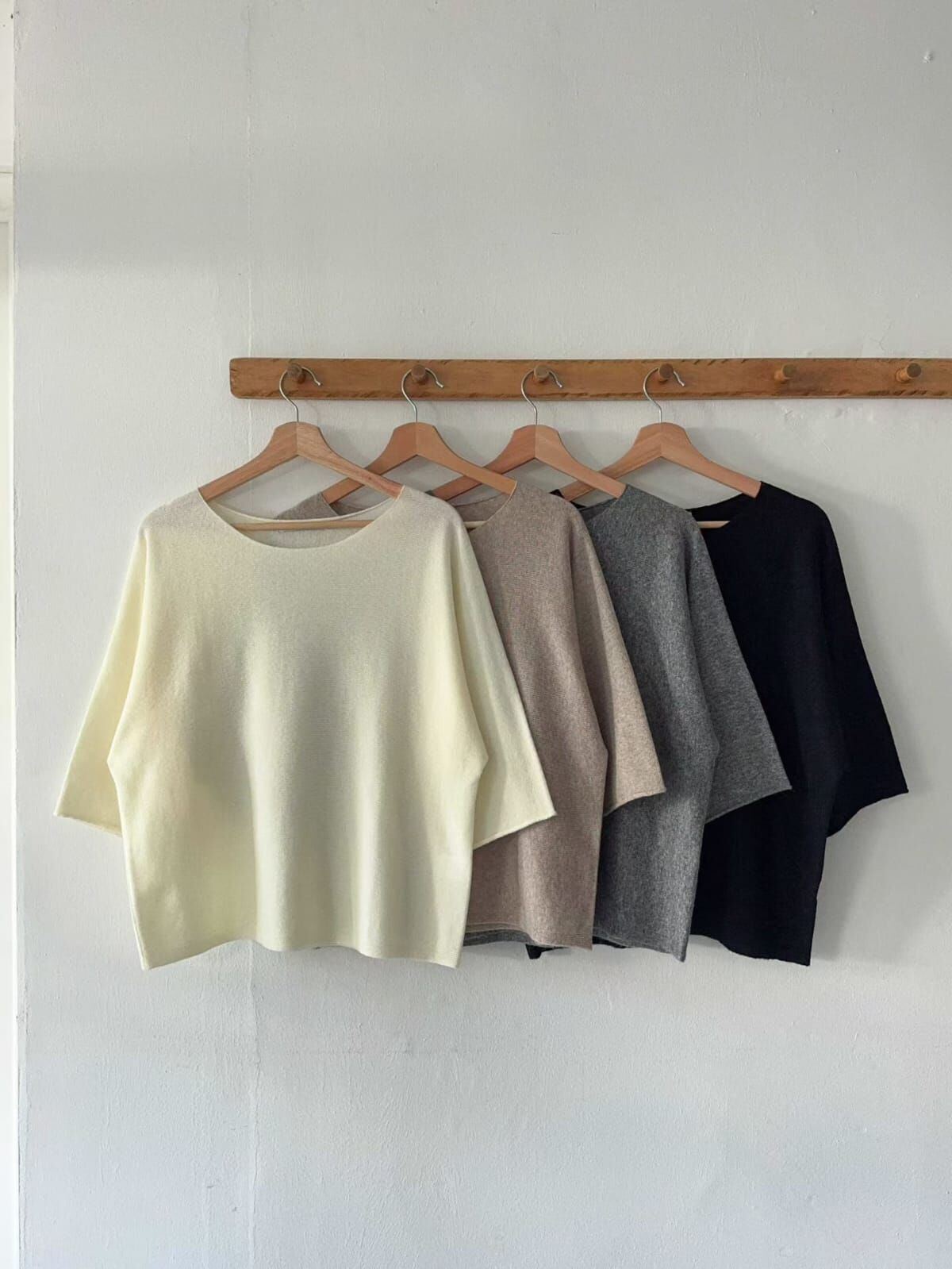 GI5102 闊身設​​計針織上衣