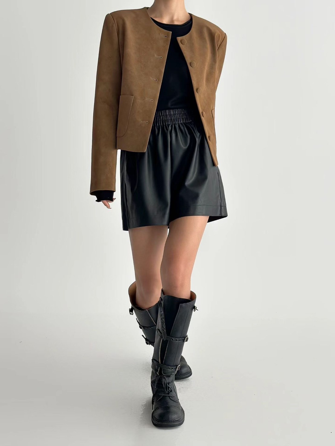 高腰鬆緊PU短褲