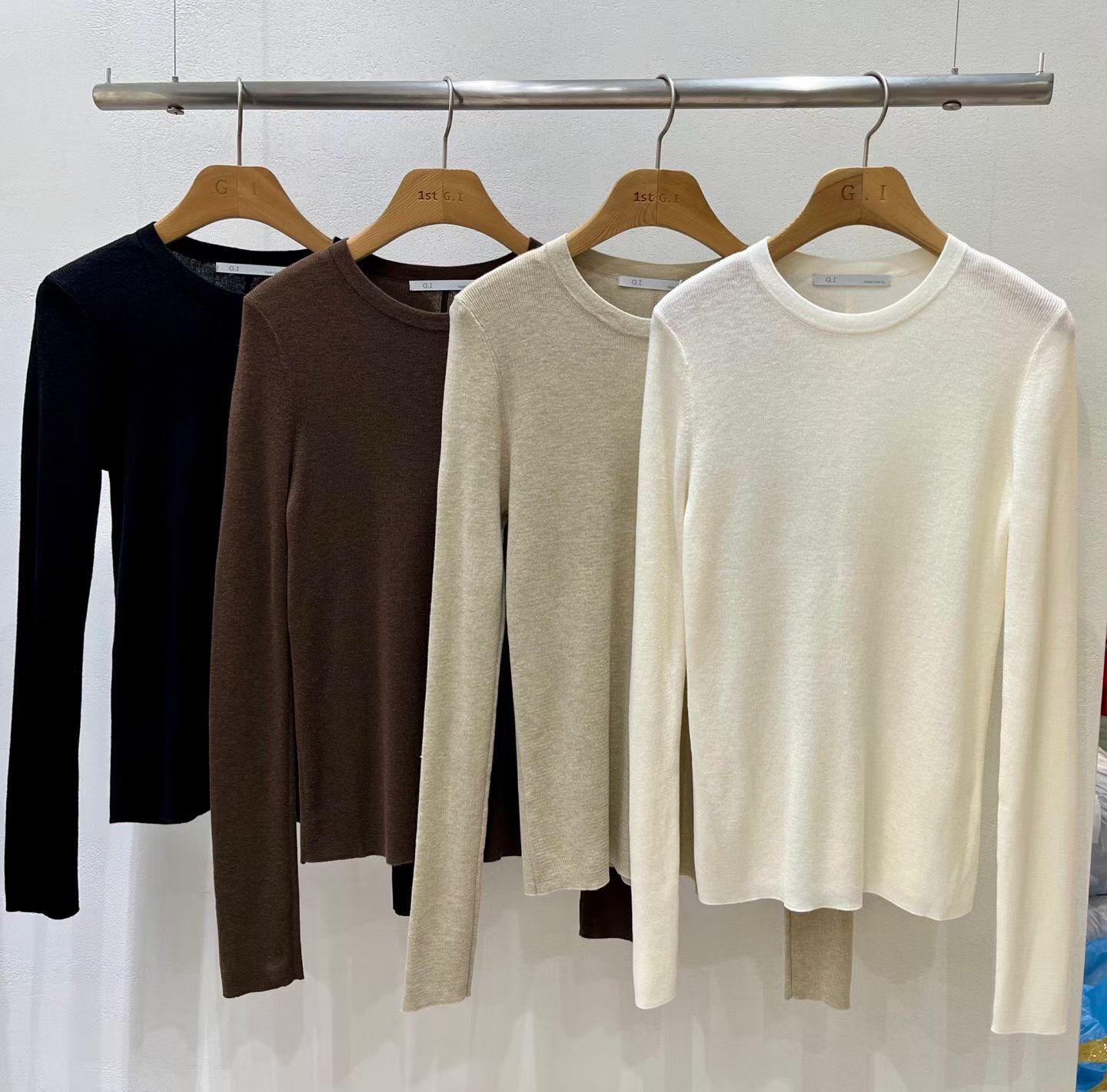 GI5112 羊毛薄打底上衣