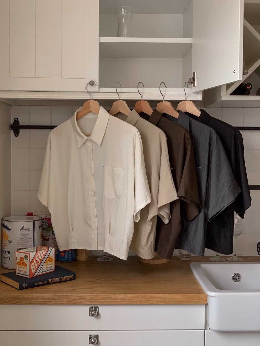 GI5136 打摺微收腰恤衫