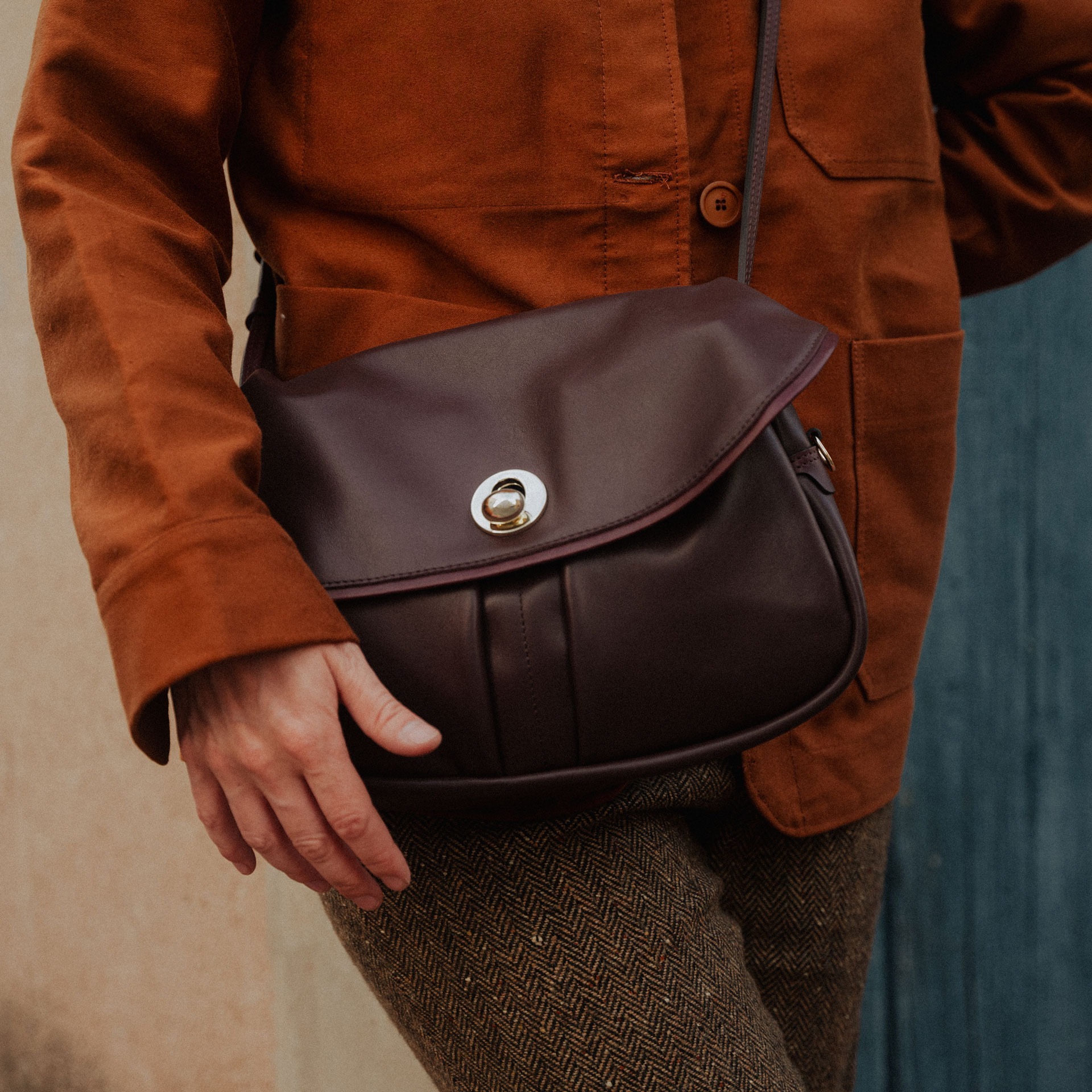 bleu de chauffe | Janice Soft Musette S bag 漁夫斜背包 (綠、駝、黑、酒紅)