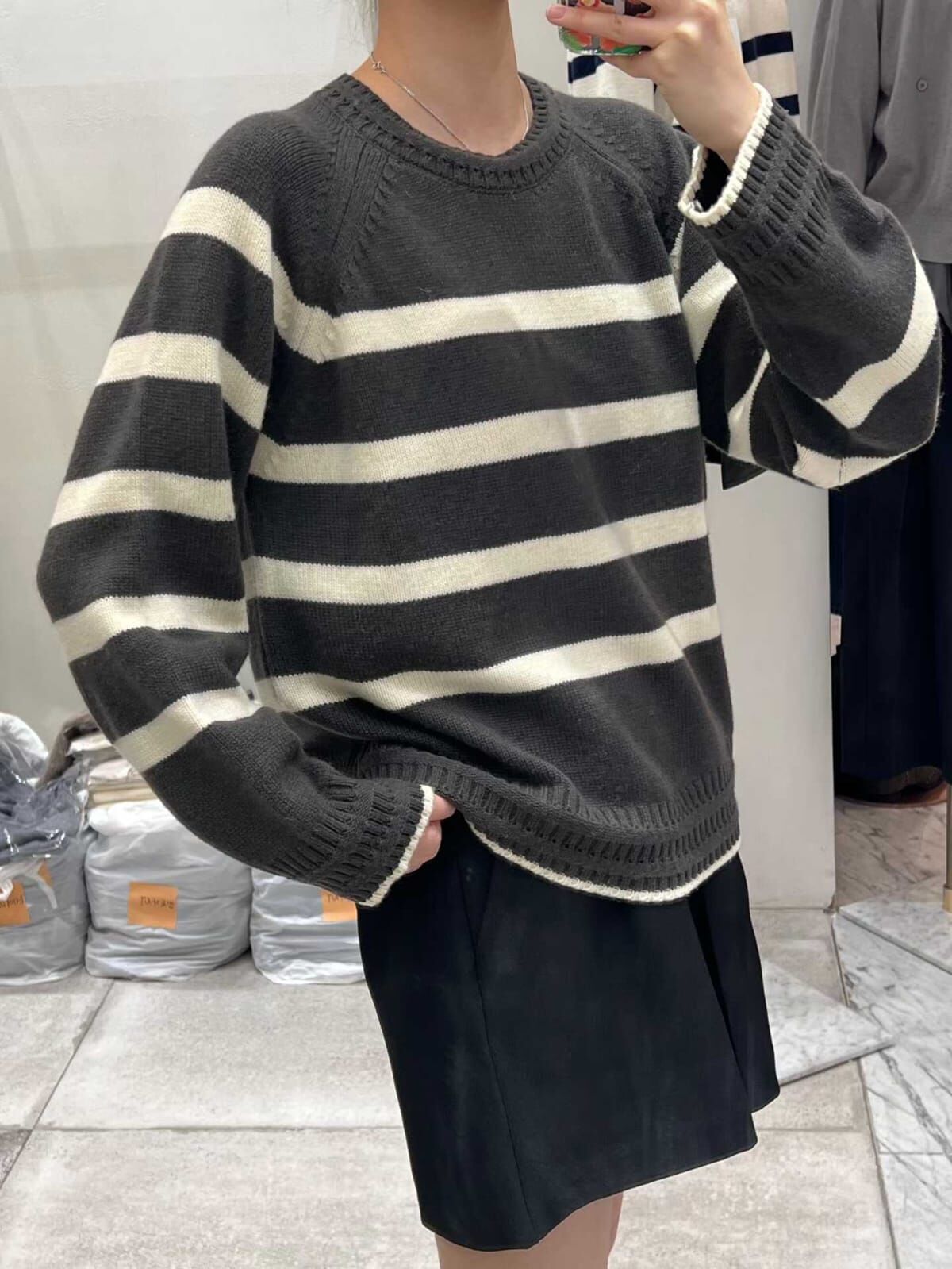 GI5106 鏤空寬鬆剪裁冷衫