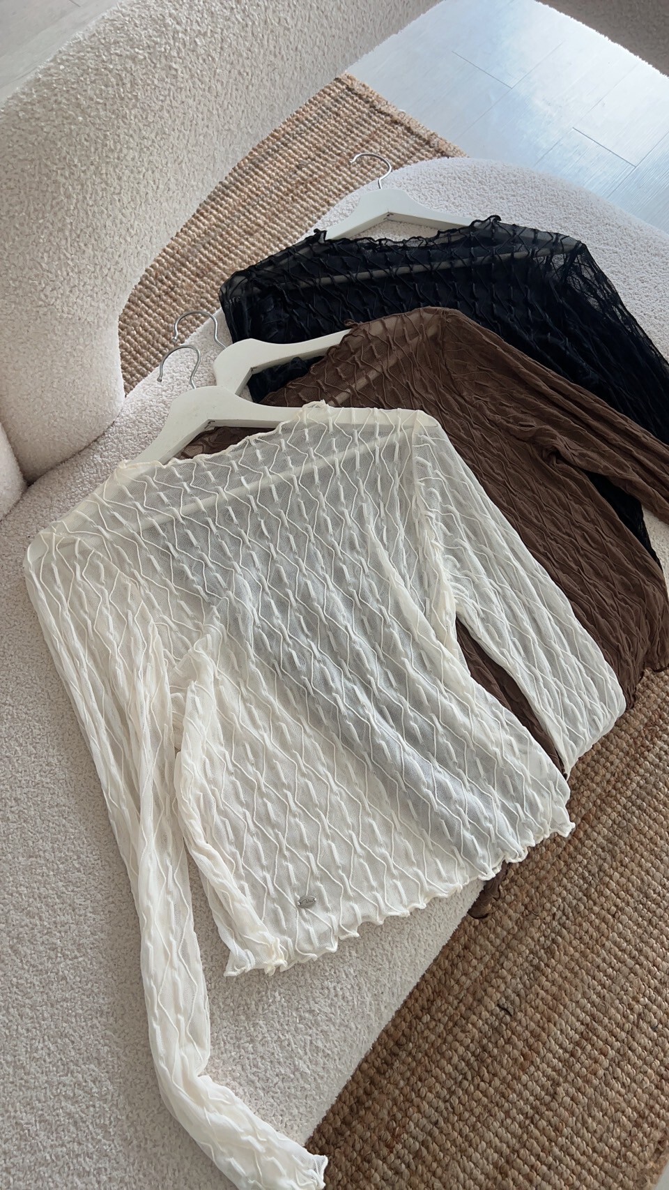 彈彈織紋內搭透膚衫 3colors