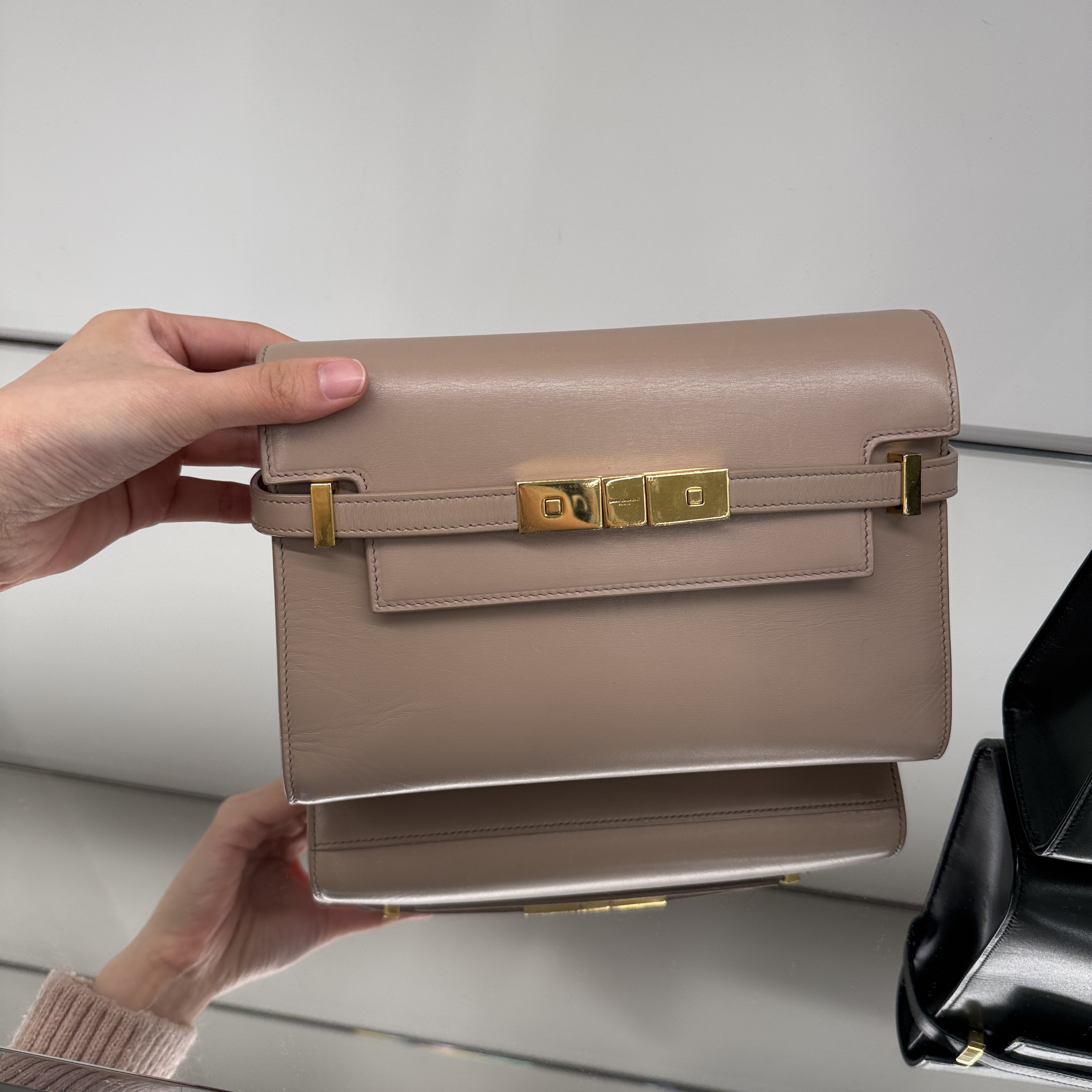 Saint Laurent YSL Manhattan Shoulder bag Taupe 575626