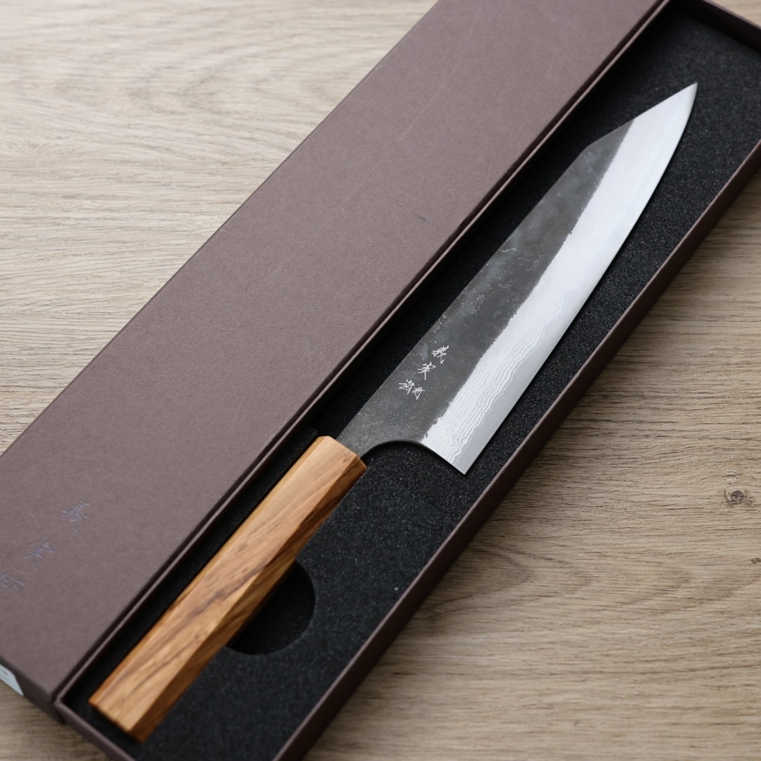 加藤義実 切付牛刀 210mm 青紙超級鋼 黑打墨流