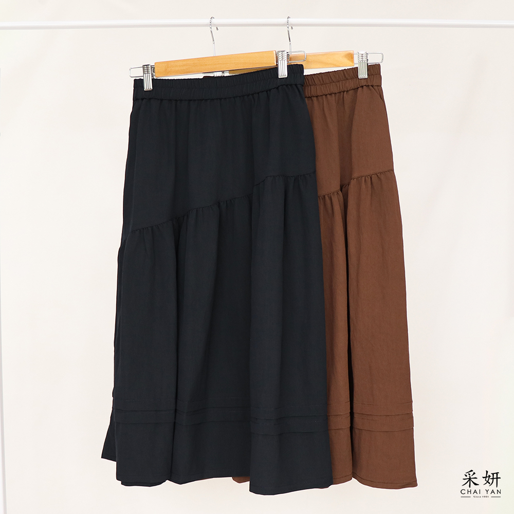 素色抓皺鬆緊腰A字長裙