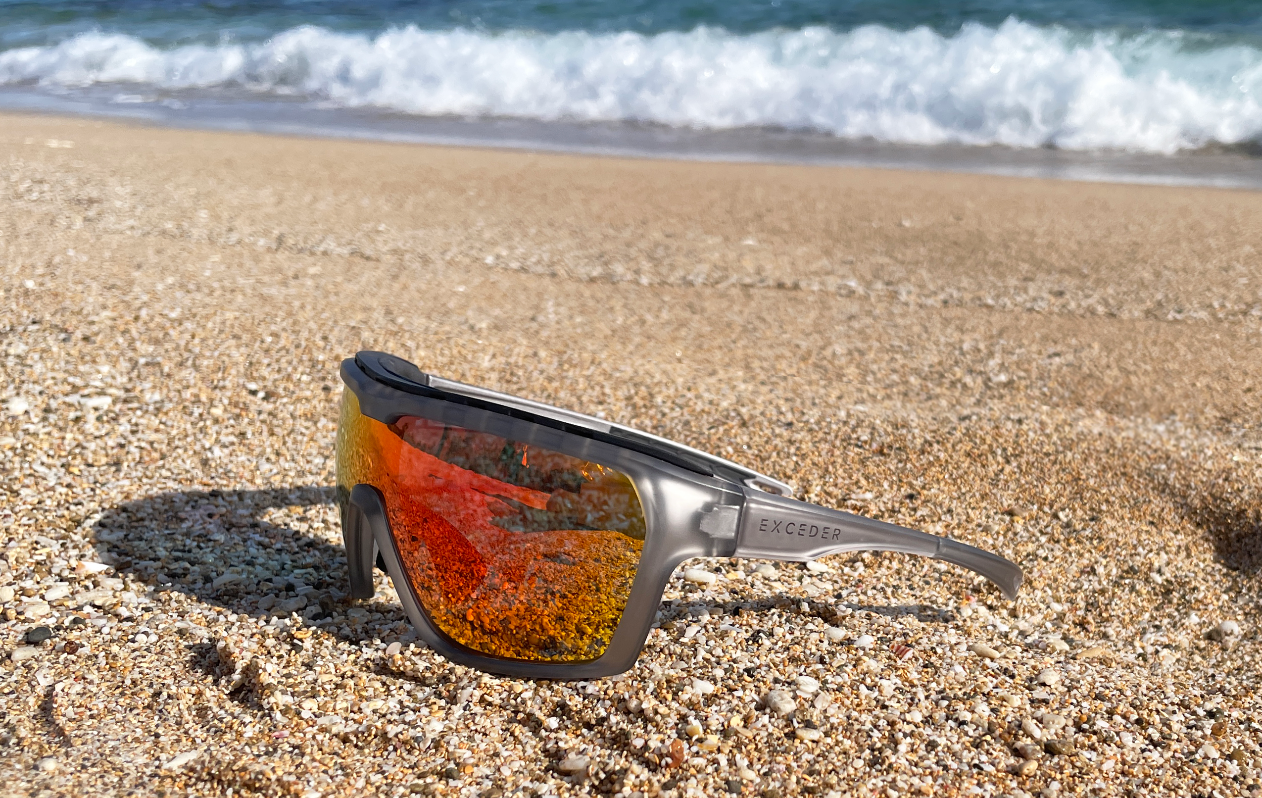 海邊用台灣製太陽眼鏡