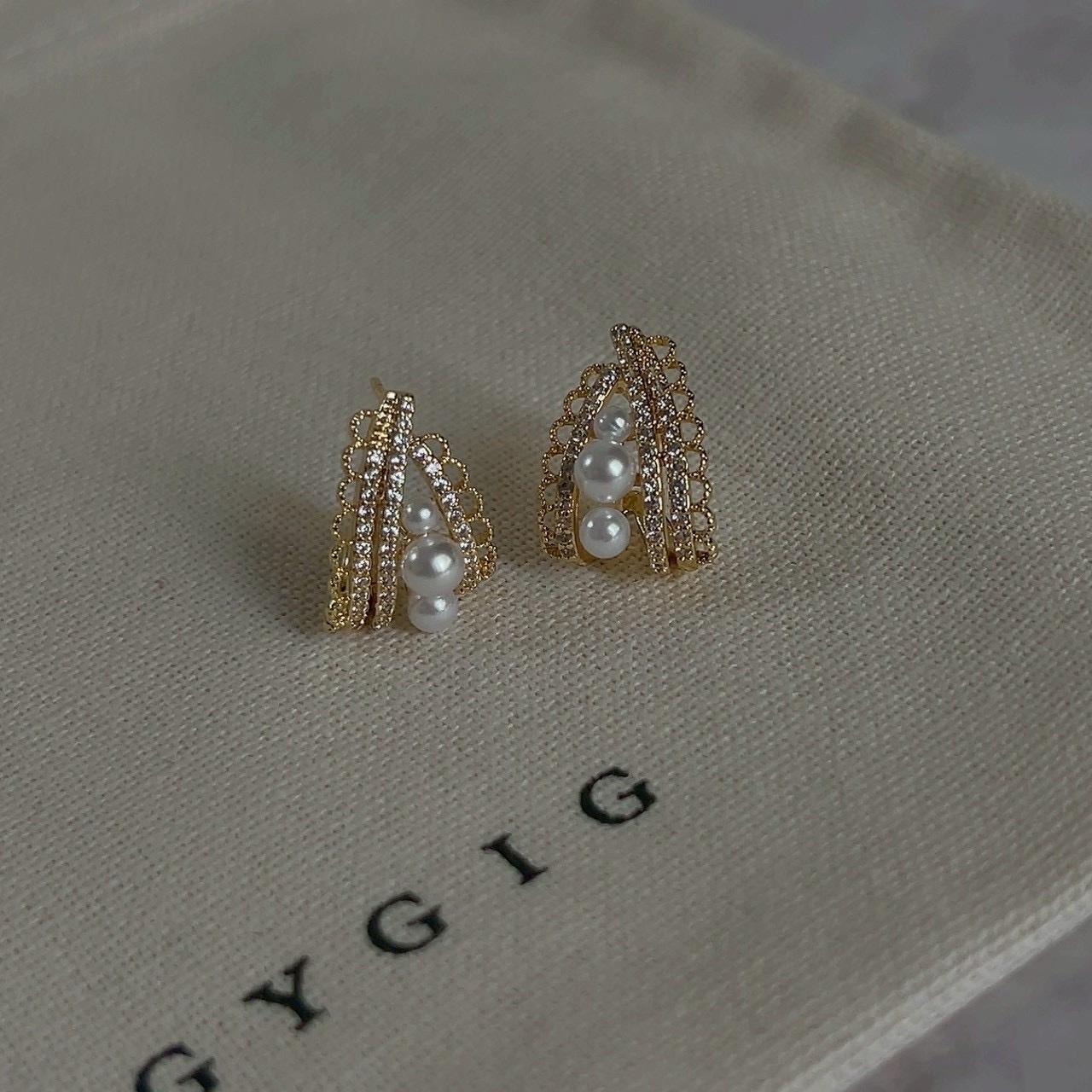 Cinderella高級獨特金蕾絲鑽”白珍珠耳釘