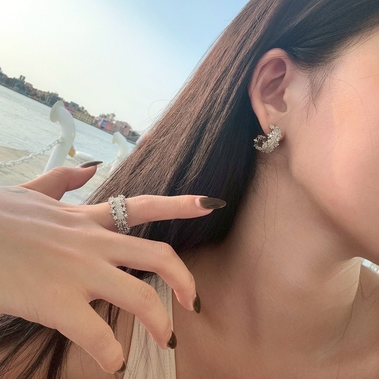 Gy”14k Alluring鬆弛精緻細閃滿天星鑽耳釘