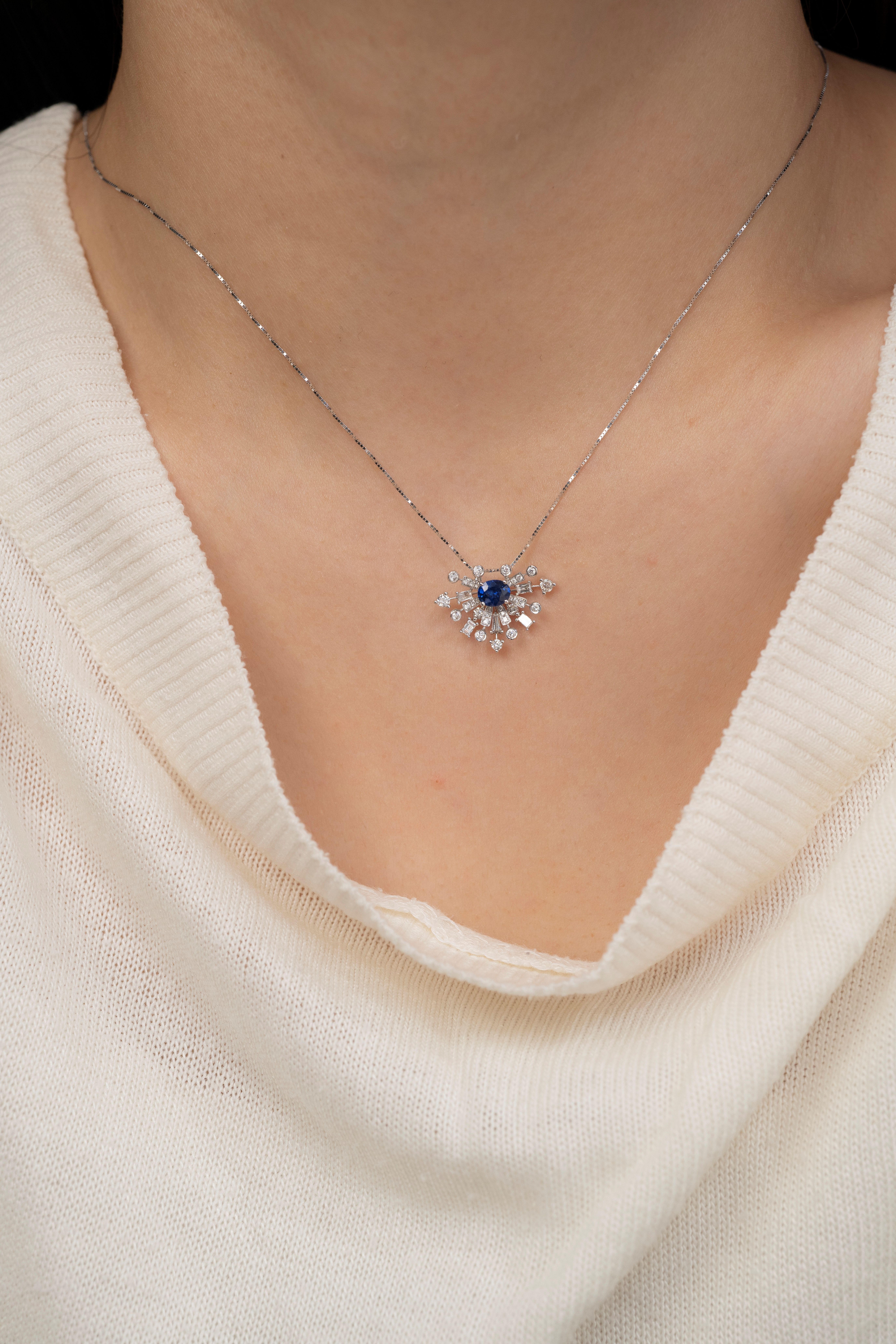 18K 0.50ct Blue Sapphire Diamond Pendant